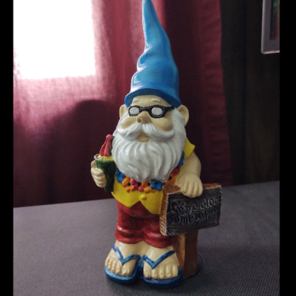 5 oclock somewhere Gnome